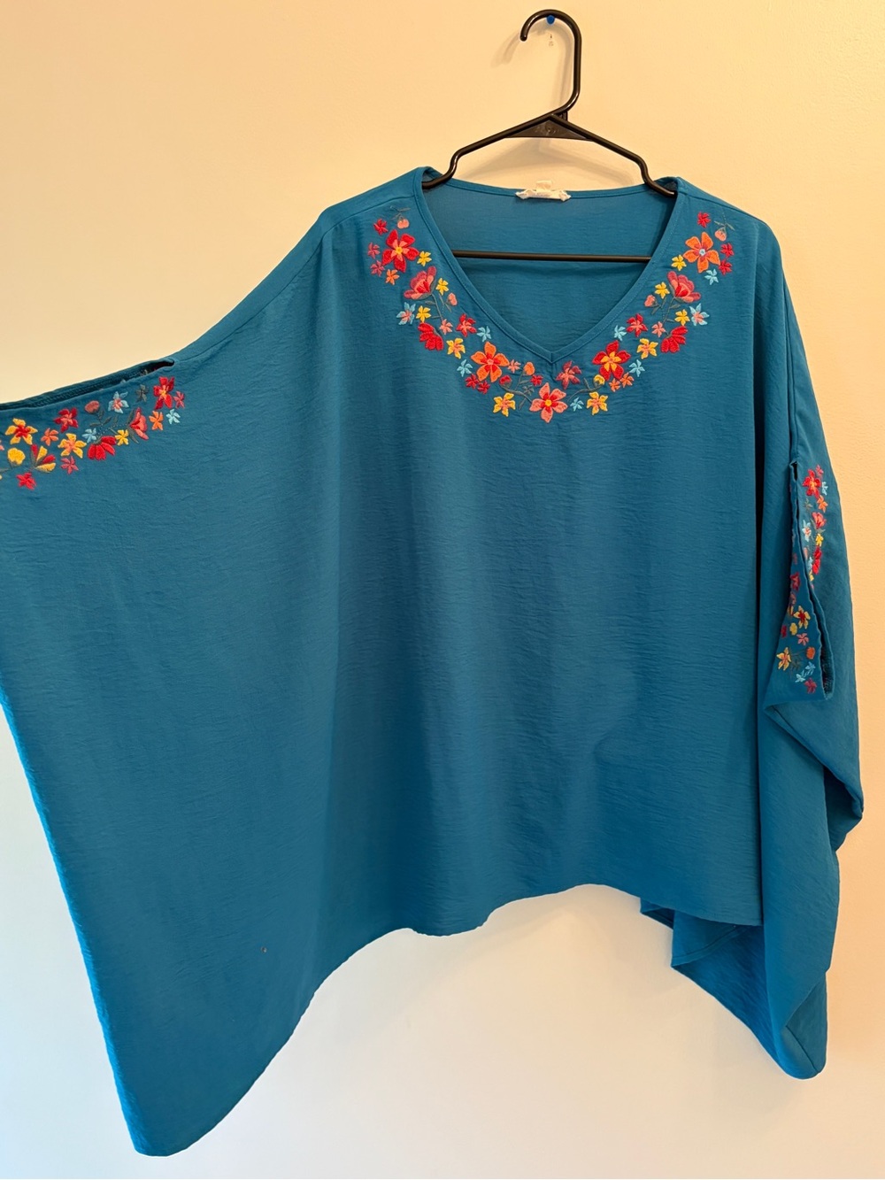 ODDY | Teal Scoop Neck Poncho Top
